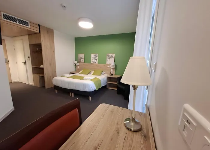 Hotel Hsa - Le Relax Montaigu-Vendee